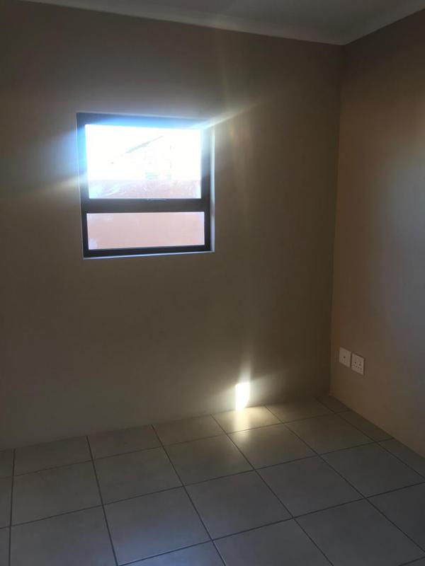3 Bedroom Property for Sale in Zwelihle Western Cape